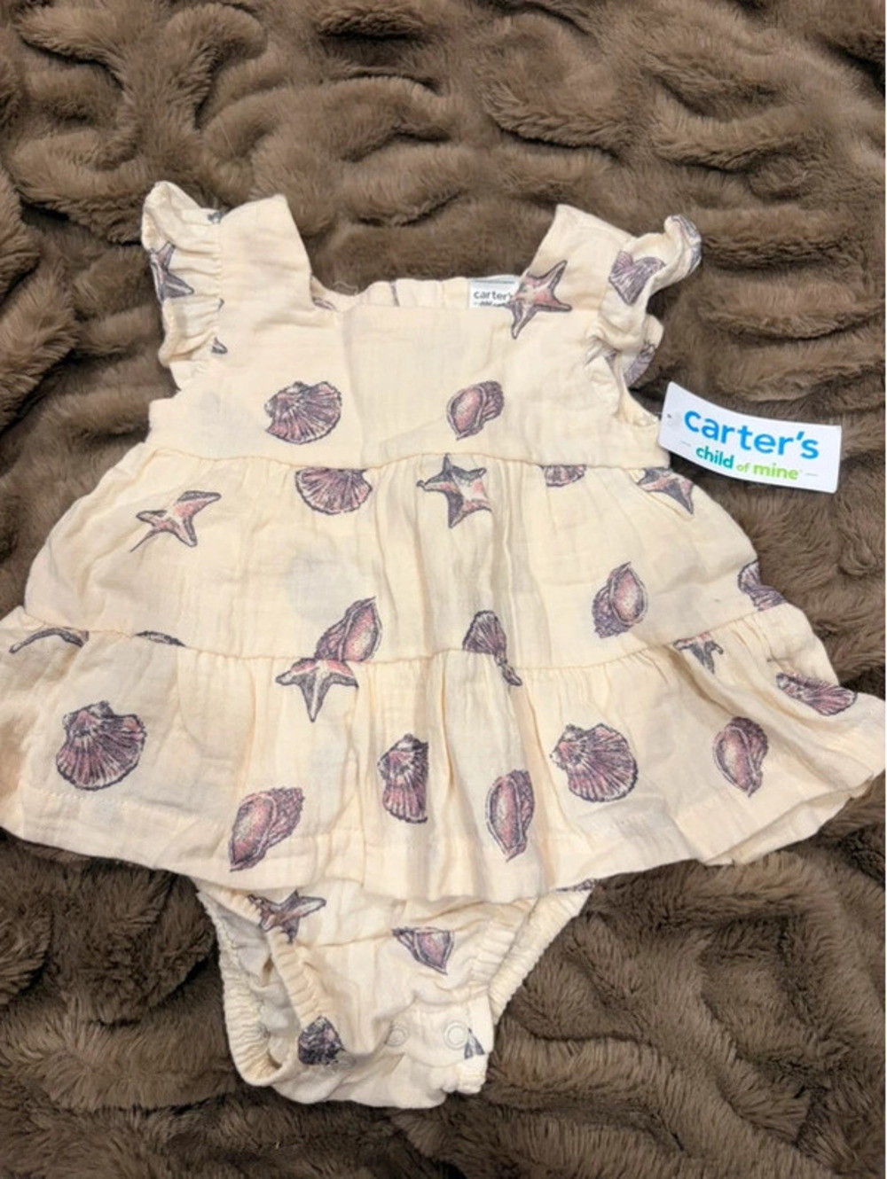 NWT Carter seashell dress 3-6 mo girls